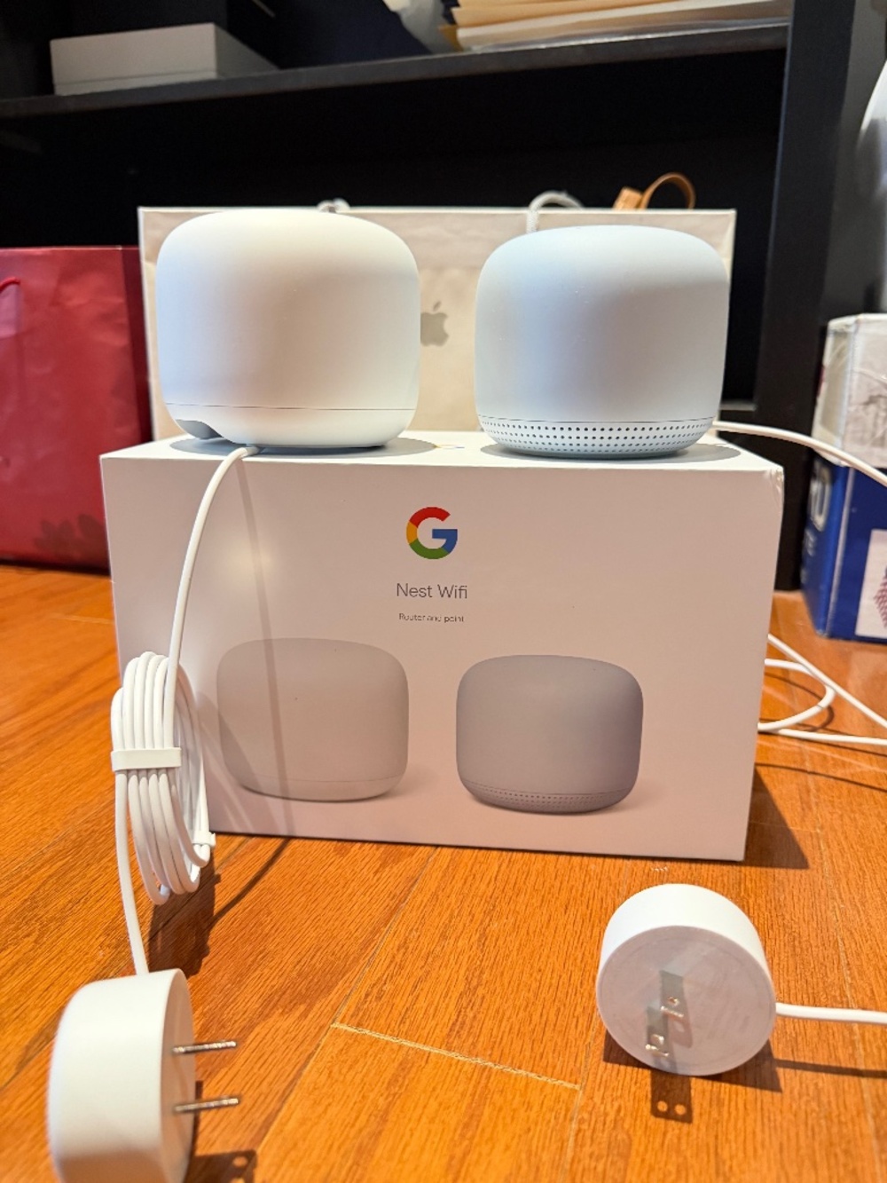 Like New Google Nest Wifi AC2200 Router and Point